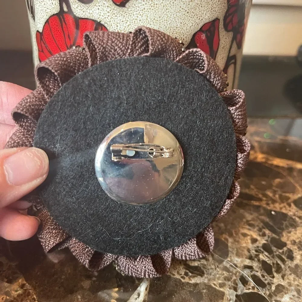 LEATHER FLOWER Zipper Brooch!
